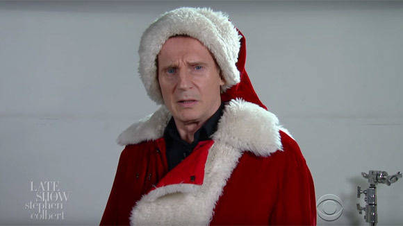 Schauspieler Liam Neeson als potenzieller Weihnachtsmann in der "Late Show" von Stephen Colbert.