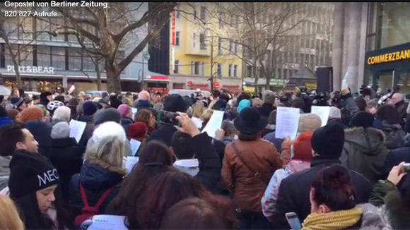 Die "Berliner Zeitung" zeigt auf Facebook Live-Bilder aus Berlin.