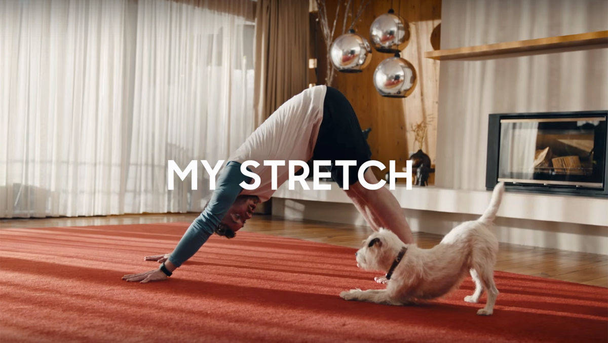 Samsung stellt in einem Spot neue Wearables vor.