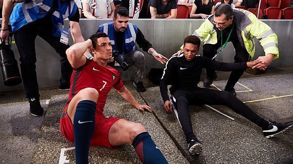 The Switch Nike und der falsche Ronaldo W V