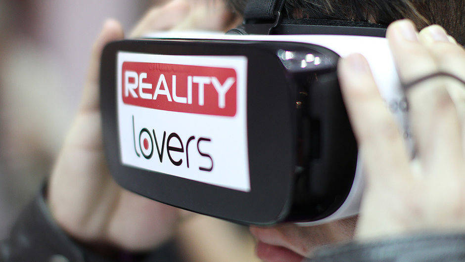Sieht gar nicht so erotisch aus, lässt sich aber gut für Erotik-Clips nutzen: VR-Brille (hier von Realitylovers).