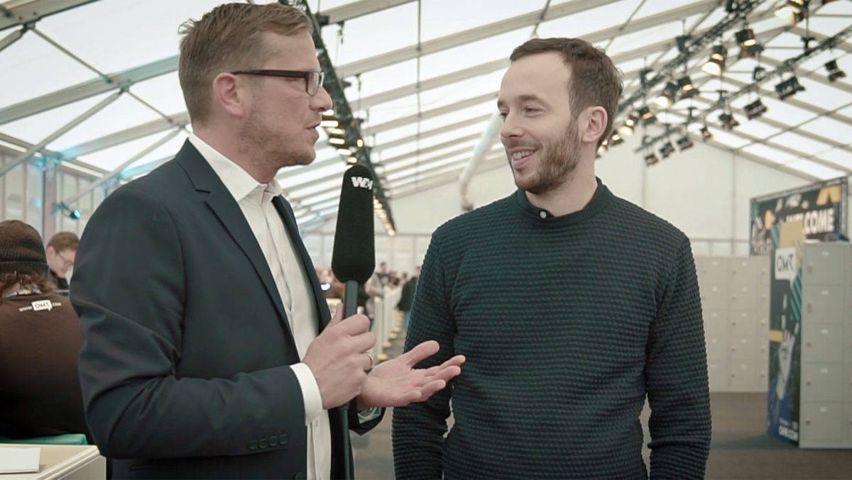 W&V-Videoblogger Mirko Kaminski trifft auf OMR-Gründer Philipp Westermeyer.