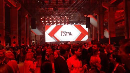 Marketer, Agenturleute und Youtuber trafen sich im Berliner Kraftwerk.