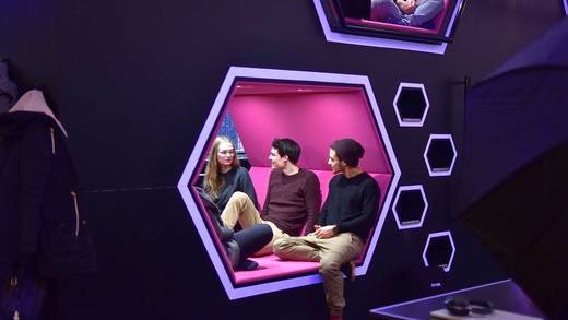 Die Code University of Applied Sciences in Berlin hat ab sofort eine Professur für Software Engineering mit Schwerpunkt auf Blockchain-Technologien.