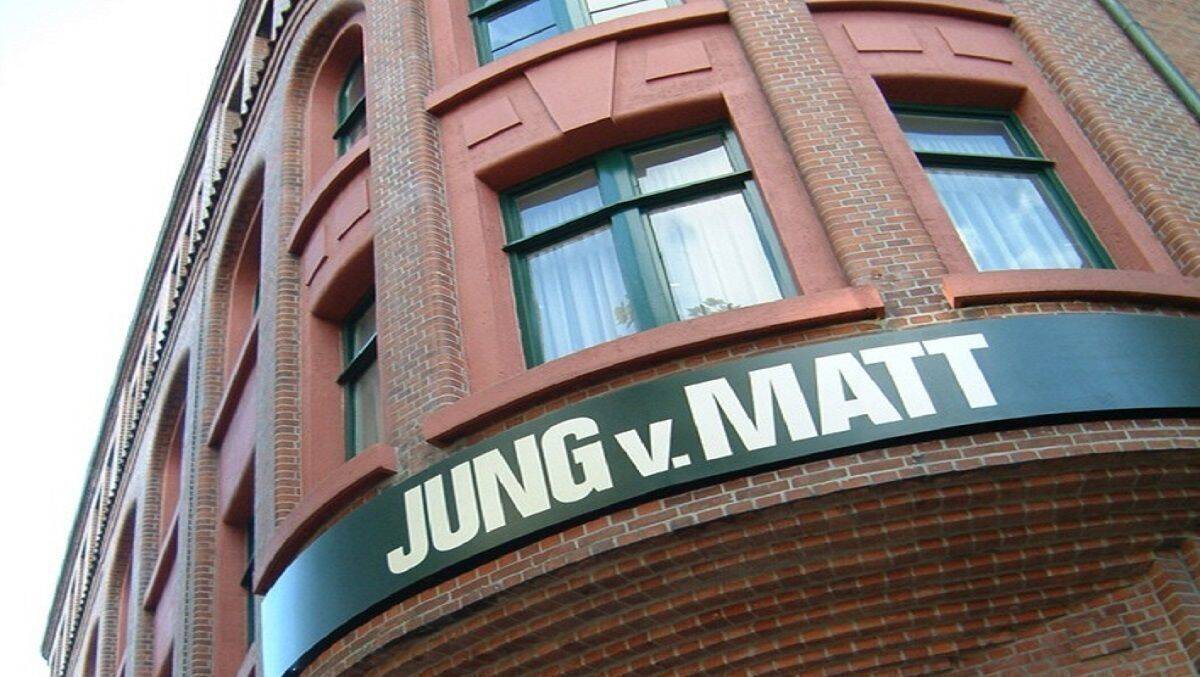 Jung von Matt mobilisiert Mitarbeiter mit Dienstfahrrädern.