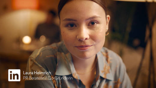 Warme Farben, authentische Menschen: Das ist die neue Linkedin-Kampagne.