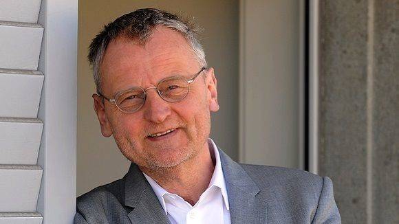 "Komplexität freudig umarmen": Das müssen Chefs können, meint Autor Wolfgang Zimmermann.