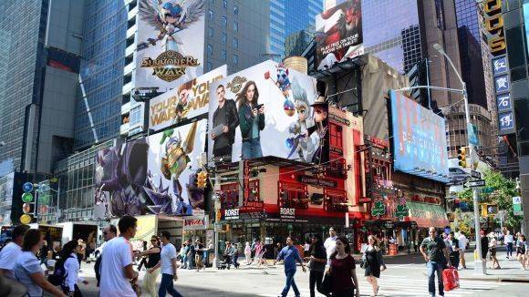 Die Print-Kampagne von Summoners War auf dem Times Square in NYC