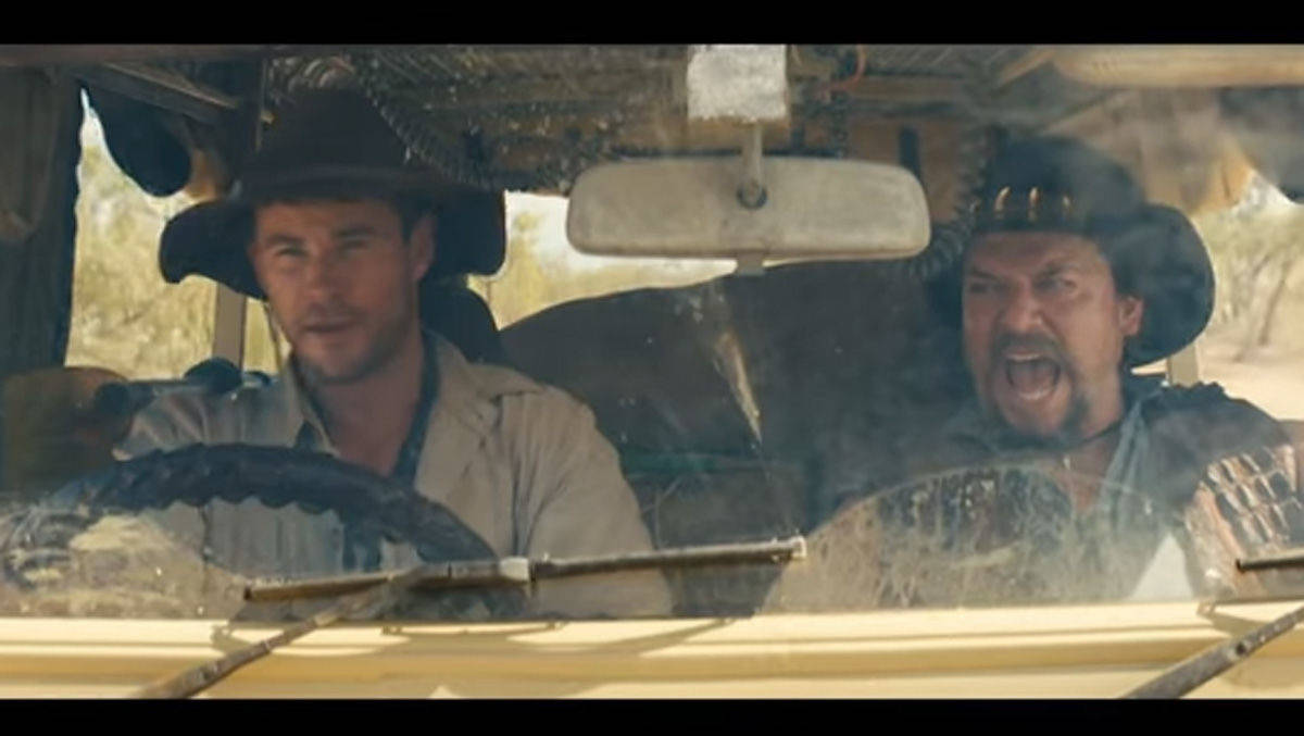 Chris Hemsworth (l.) und Danny McBride spielen in der Super-Bowl-Kampagne von Tourism Australia eine Rolle - und nicht nur sie ...