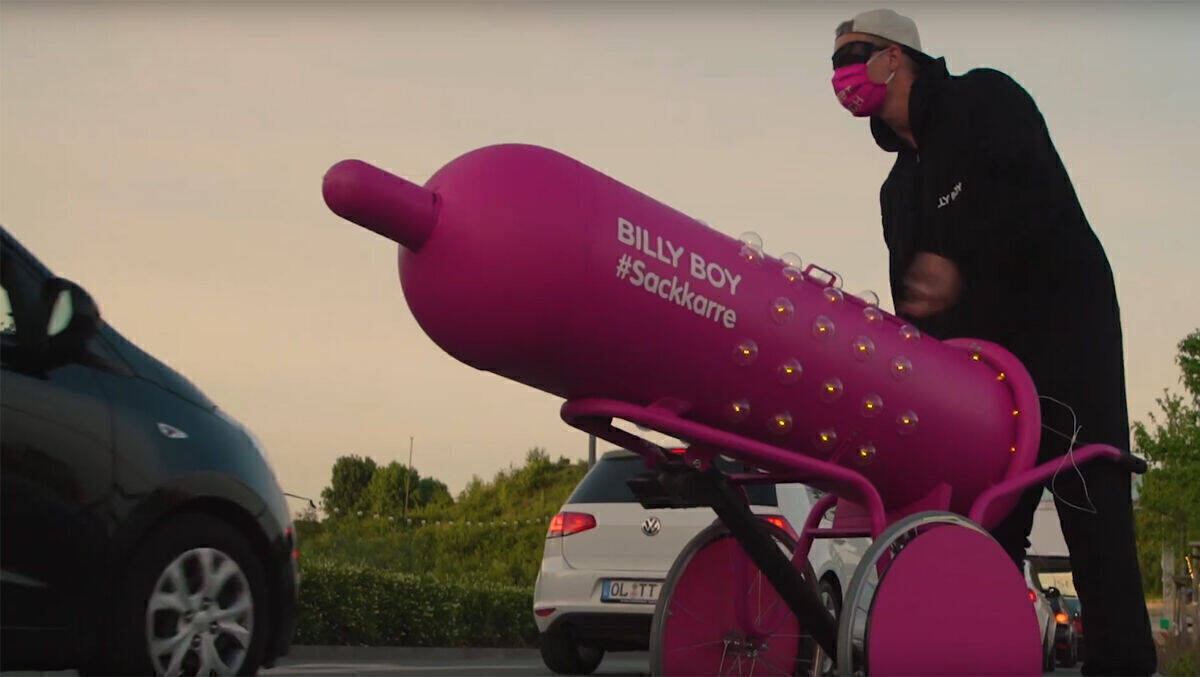 Mit dieser "Spritzpistole" belustigte Billy Boy die Besucher des Autokinos.