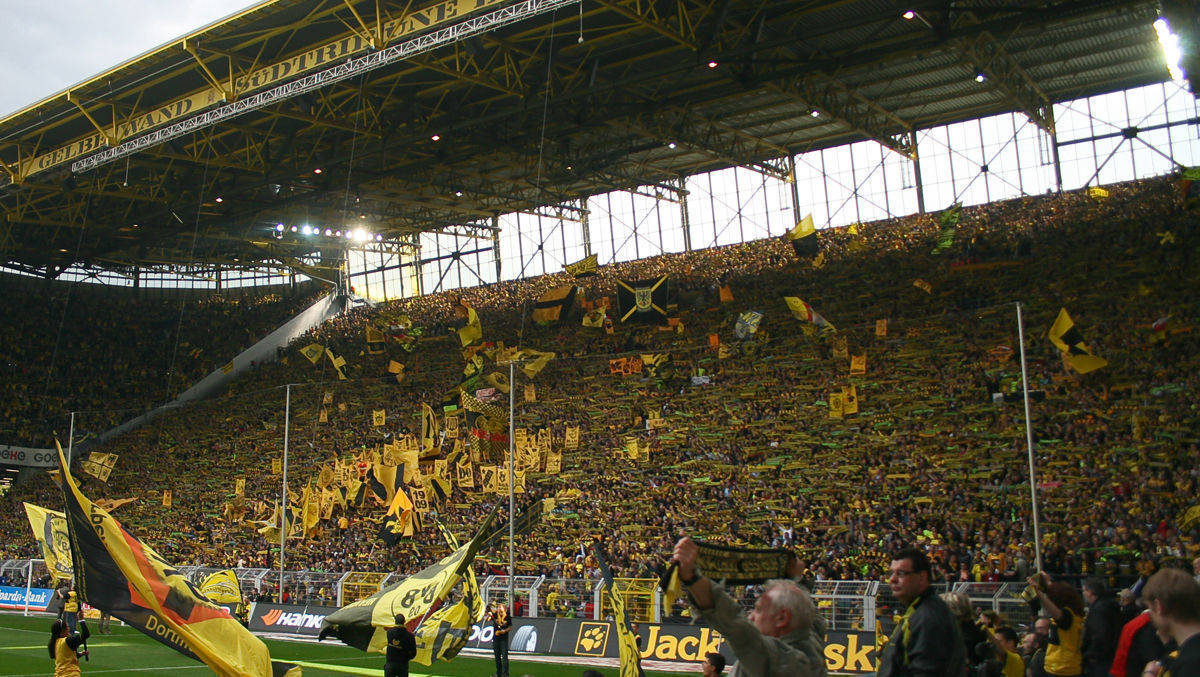 Die berühmte Südtribüne im Dortmunder Westfalenstadion.