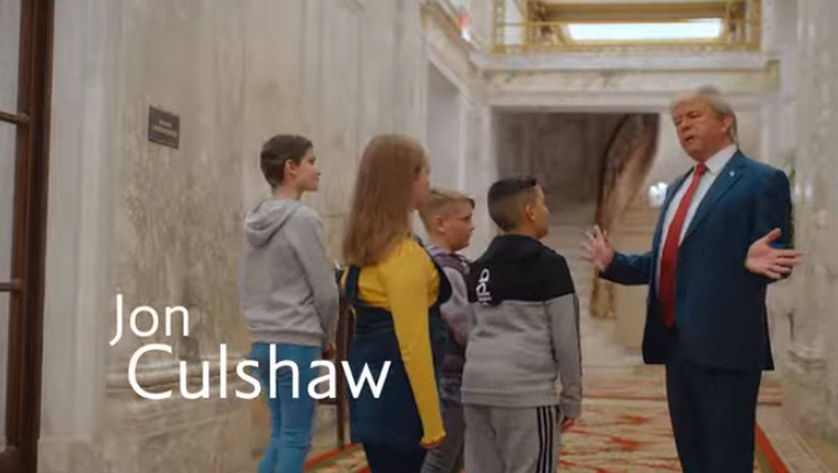 Den Präsidenten haben die Kinder nicht getroffen: Als Trump-Double trat Jon Culshaw auf. Kampagne BAmagic100.