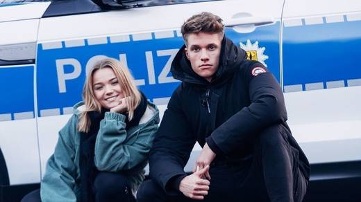Die Bundespolizei kooperiert mit den Influencern Luca und Julia Beautx.