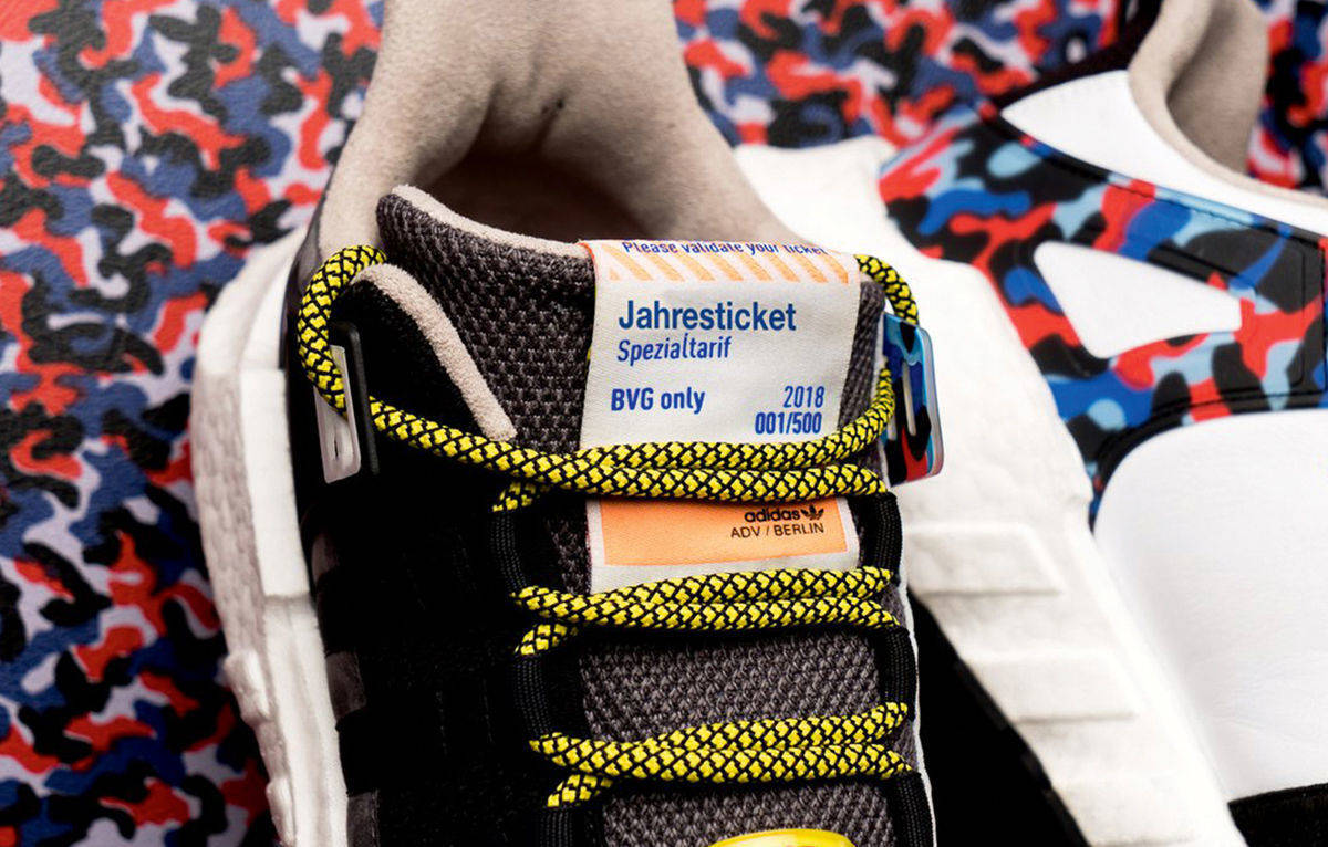 Der BVG-Sneaker gilt zugleich als Jahresticket.