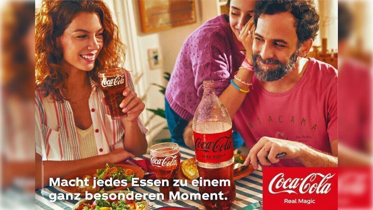 Familien, die zusammen Spaß haben? Das gibts bei Coca-Cola noch.