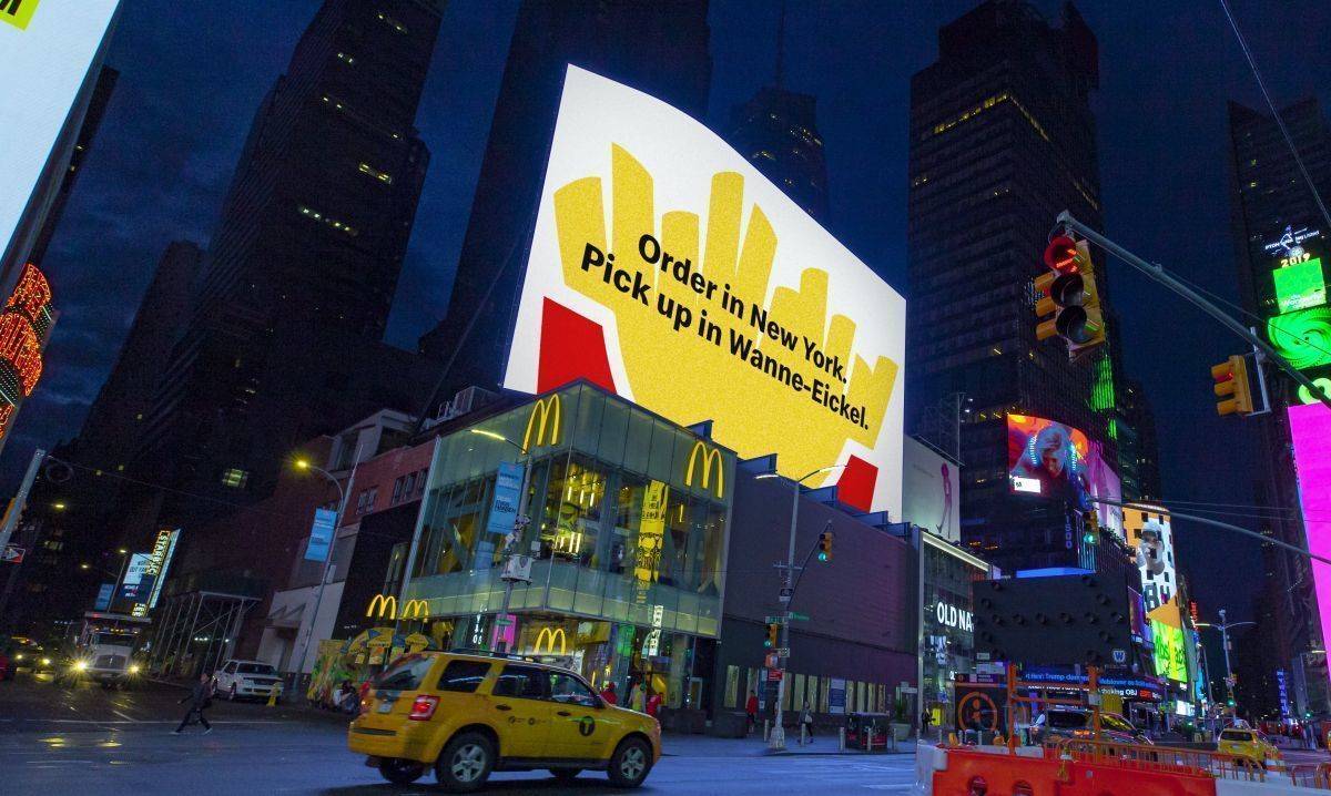 Bestellen am Times Square. Abholen in Deutschland.