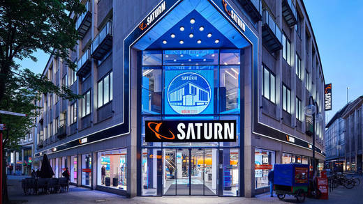 Saturns Kölner Flagship-Store will das neue Markenversprechen einlösen: Technik erleben. 