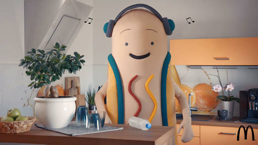 McDonald's Hot Dog: Szene aus dem Spot der DDB-Tochter Salt Works.