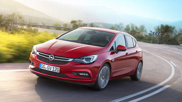 Obwohl auch Opel Abgas-Manipulationen vorgeworfen wurden, konnte der Autohersteller seinen Absatz um 13 Prozent im ersten Halbjahr steigern.