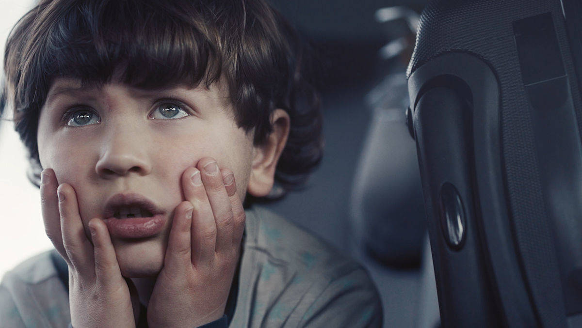 Szene aus dem Social-Media-Spot von Ogilvy & Mather für DB Fernverkehr.