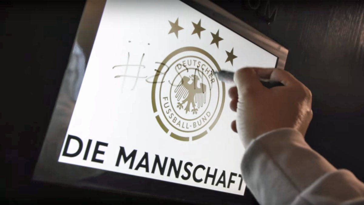 Die Fans sollen sich an der DFB-Aktion #ZSMMN beteiligen.