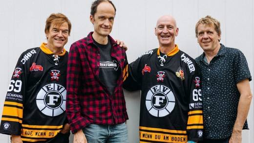Die Toten Hosen werden Trikotsponsor des EV Füssen. Der Verein ist 16-facher Deutscher Meister.