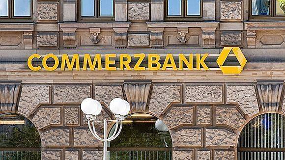 Unter den DAX-Riesen bei Bewerbern am beliebtesten: die Commerzbank