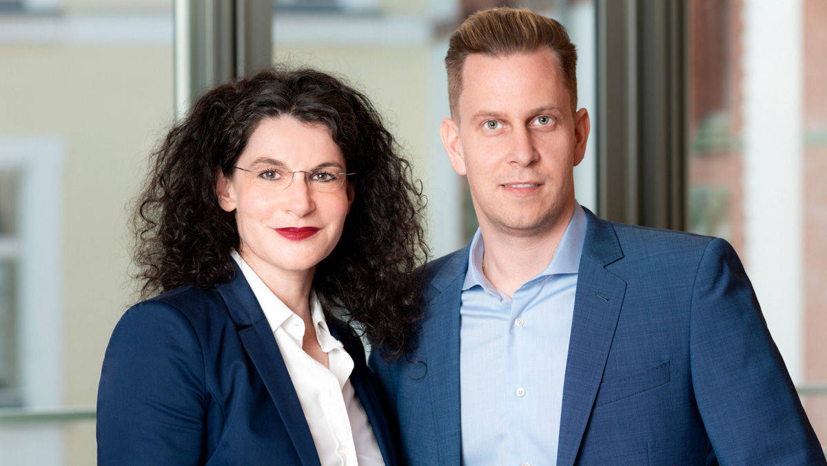 Douglas-CEO Tina Müller und Parfumdreams-Geschäftsführer Kai Renchen. 