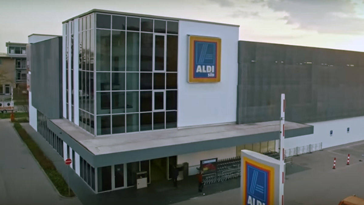 Das Aldi-Weihnachtssortiment aus dem Jahr 2012 beschäftigt heute noch die Gerichte.