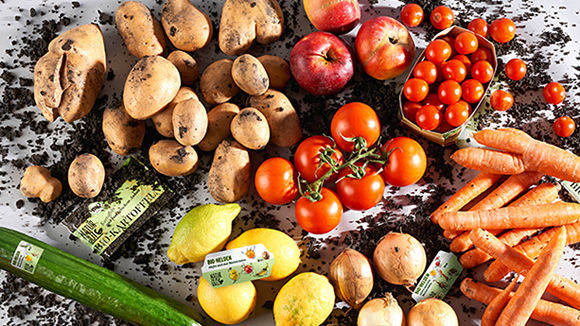 Obst und Gemüse mit kleinen "Makeln": Die "Bio-Helden" von Penny.
