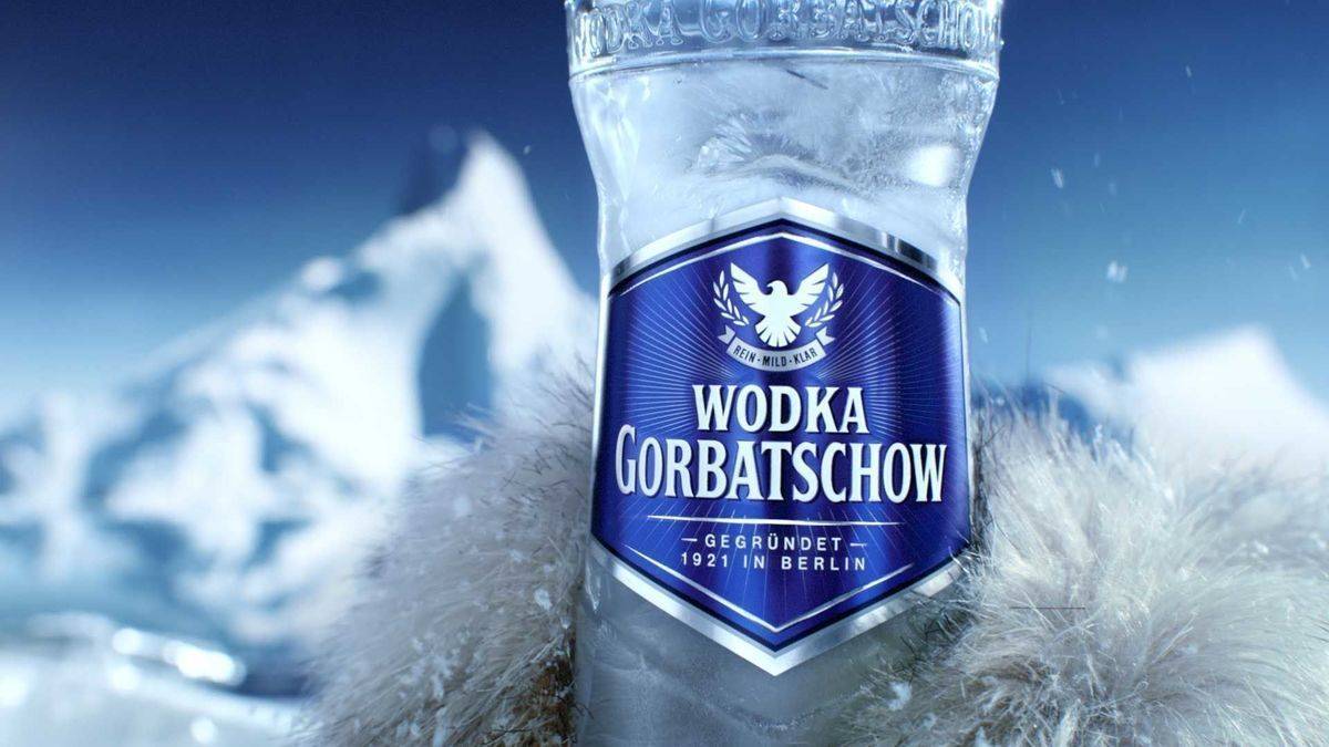 Schon der Anblick von Eis sorgt an Sommertagen wie diesen für Erfrischung: überarbeiteter Spot für Wodka Gorbatschow.