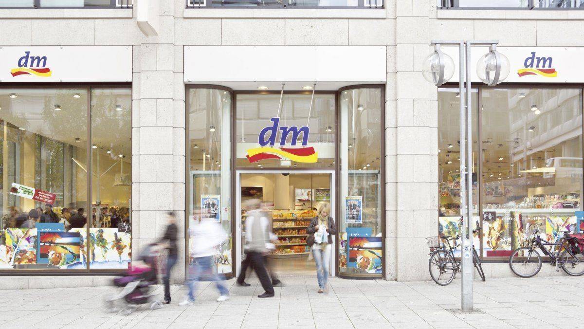 Hat mit Abstand die zufriedensten Kunden: die Drogeriemarktkette dm.