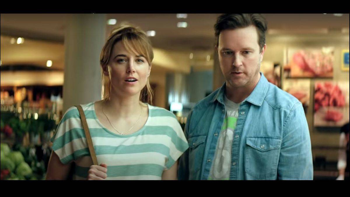 Szene aus dem Edeka-TV-Spot zur Eröffnung der Grillsaison.