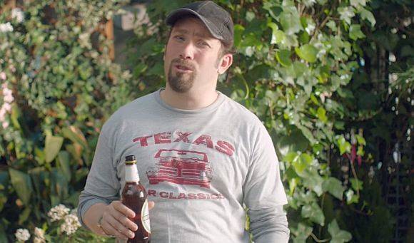 Christian Ulmen wirbt für die Penny-Eigenmarke "Grillparty".