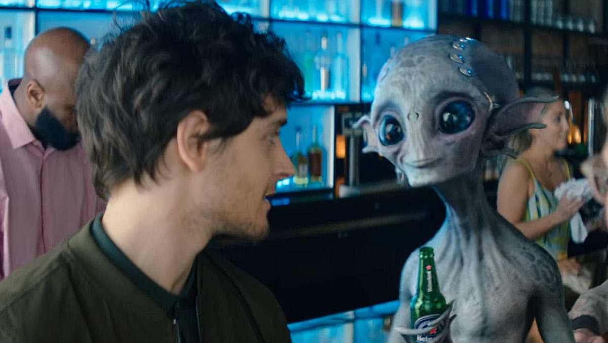 Heineken peilt mit dem alkoholfreien Bier ganz neue Zielgruppen an, wie die Kampagne "Open to all" zeigt.