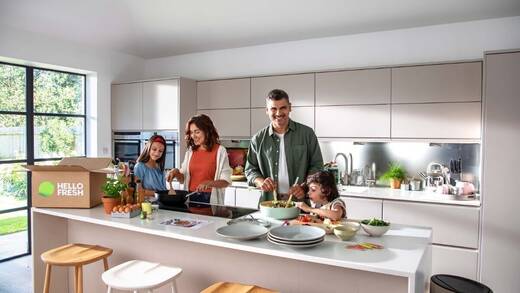 HelloFresh startet mit einer Kampagne, neuem Claim und frischem Corporate Design in den Winter.