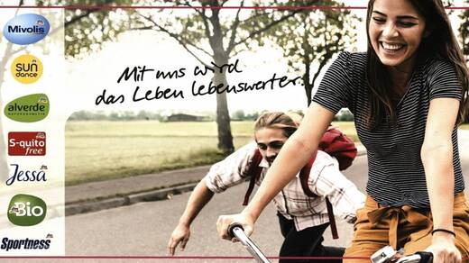 Drogeriemärkte wie dm liegen im Kundenmonitor ganz vorn. Der deutliche Anstieg der Werbespendings zahlt sich aus.