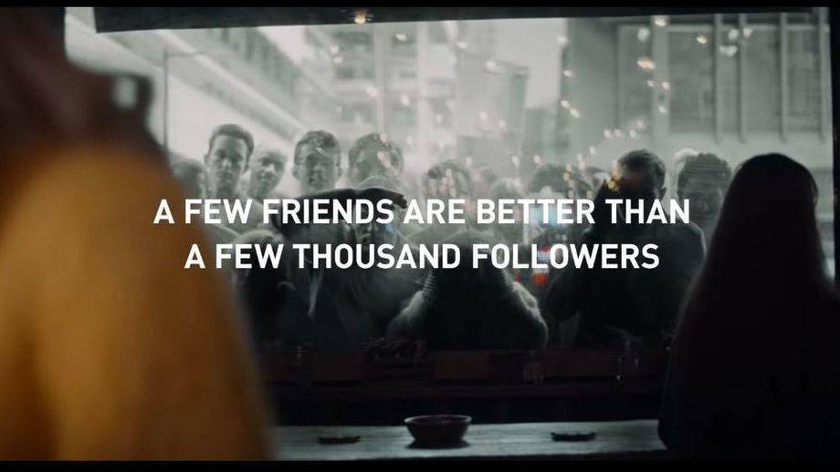 Miller-Lite-Kampagne: Echte Freunde treffen statt Social-Media-Follower