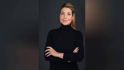 Jasmin-Isabelle Köhne bringt viel Erfahrung als Marketing Director im Fashionbereich mit.