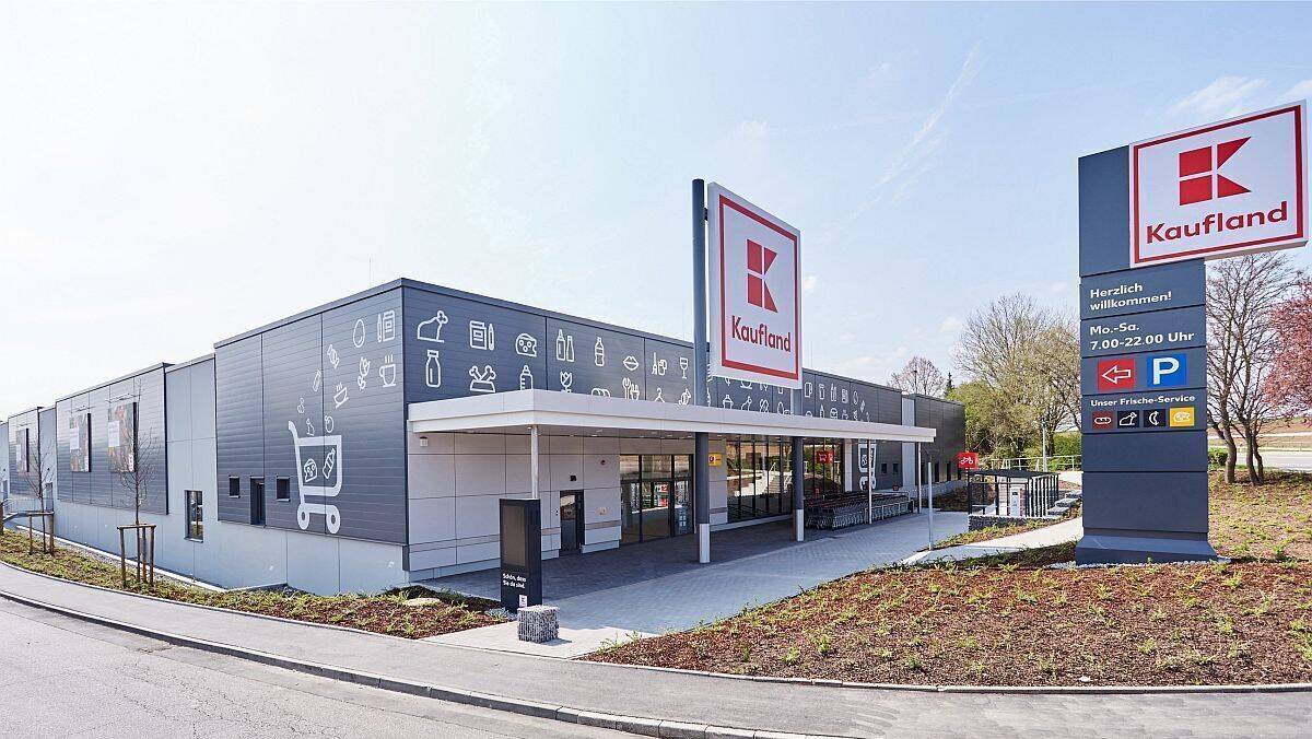 Kaufland unterhält bislang 670 SB-Warenhäuser in Deutschland.