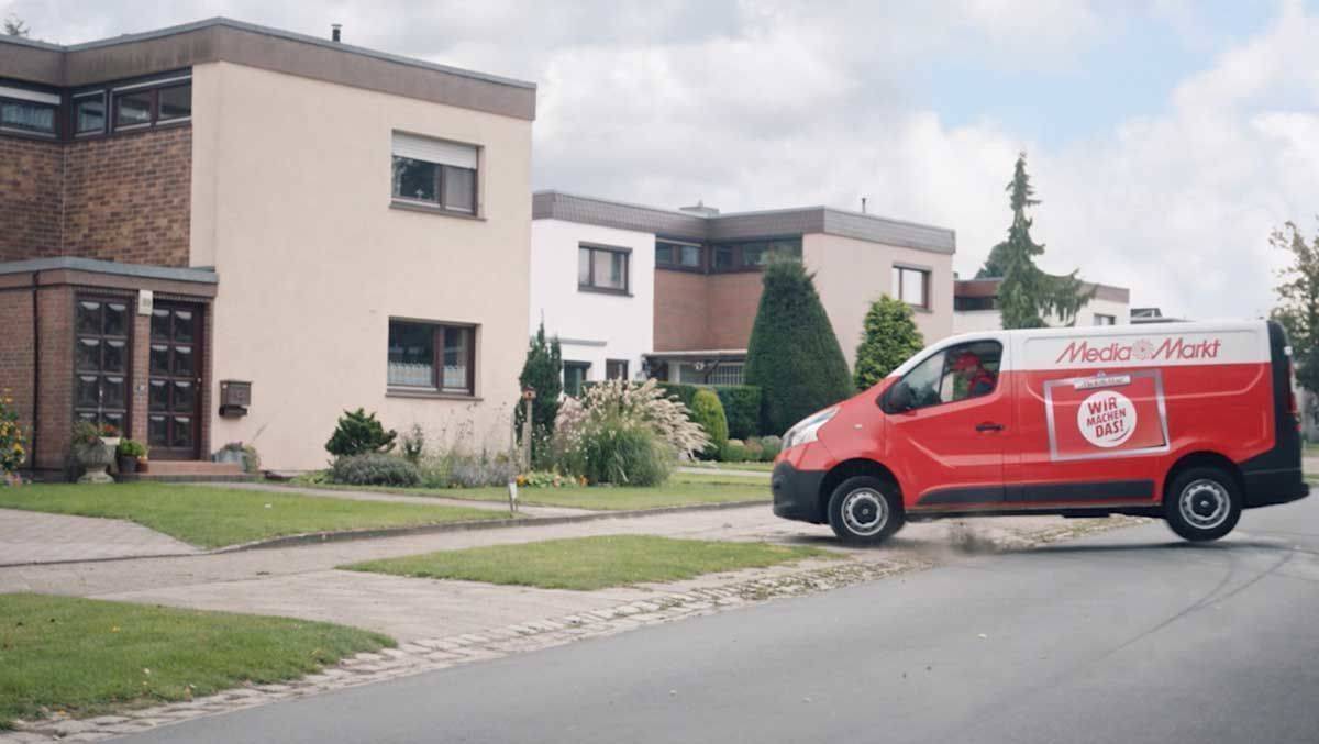 Media-Markt kommuniziert unter anderem seinen Lieferservice.
