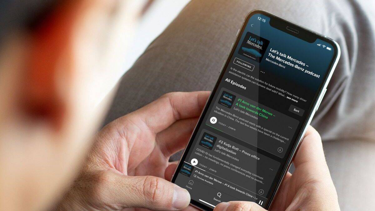 Künftig jeden Monat mit einer neuen Folge: "Let's talk Mercedes".