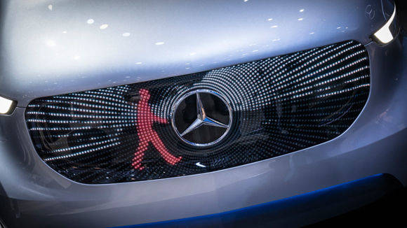 Mercedes-Benz will Werbung auf Breitbart künftig ausschließen (im Bild eine Mercedes-Studie auf der CES Las Vegas)