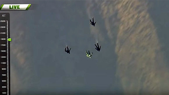 Mondelez-Marke Stride Gums sponsert Skydiver-Rekord | W&V