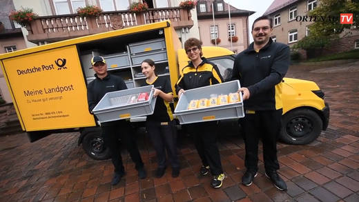 Das Elektro-Service-Mobil kann laut Post telefonisch, per SIMSme App oder per Deutsche Post Buzzer nach Hause bestellt werden.