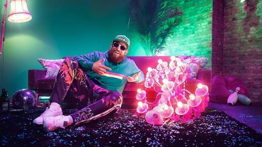 MC Fitti macht Party für die LVM Versicherung.