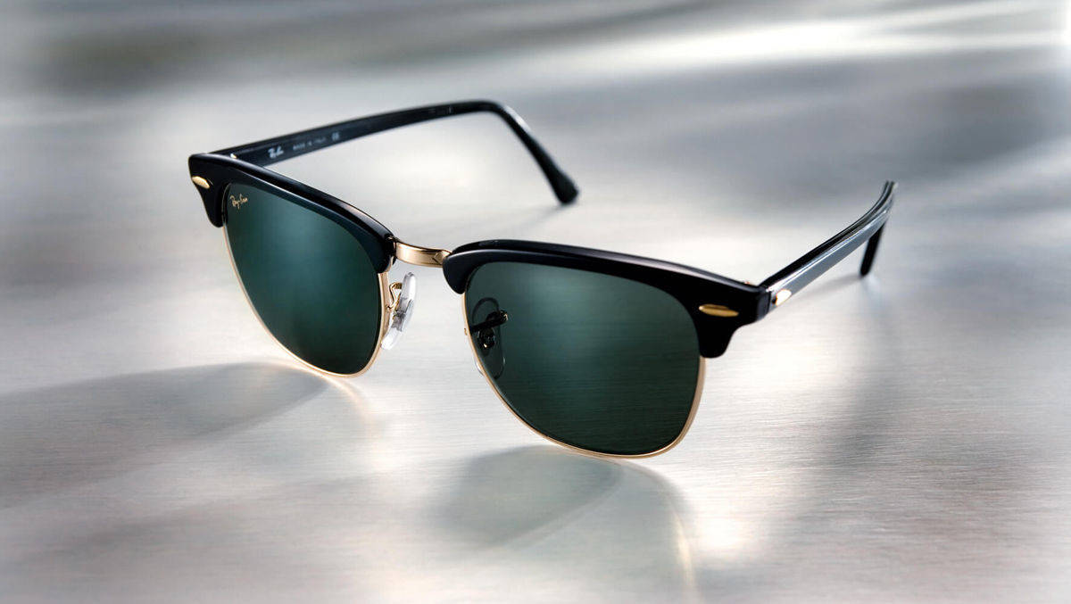 Im ersten Halbjahr 2019 hat Essilor Luxottica mehr Brillen der Marke Ray-Ban verkauft.