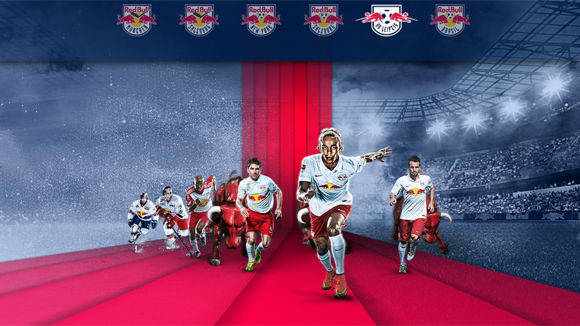 Red Bull ist als Sponsor des Vereins RB Leipzig nun auch in der 1. Bundesliga angekommen.