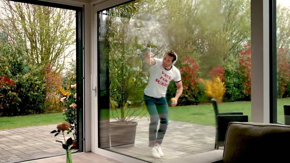 Mit einem humorvollen Spot will Surig auch bei der jüngeren Zielgruppe punkten
