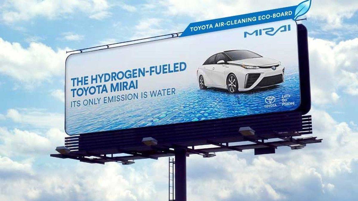 Durch eine besondere Beschichtung wirken die Toyota-Plakate wie ein Katalysator und reinigen die Umgebungsluft.